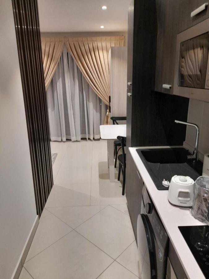 The Lennox D-Plus Apartments Accra Exterior photo
